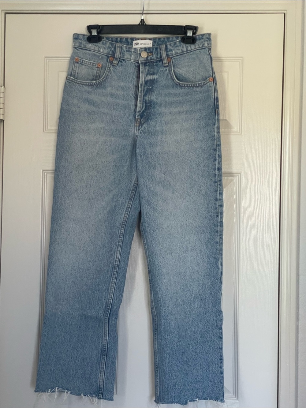 Zara Light Blue Straight Leg Women’s Jeans